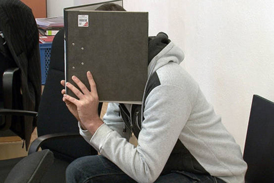 Stefan V. (31) schwieg vor Gericht zu seinen Taten. Doch die Beweise entlarven ihn zu hundert Prozent.