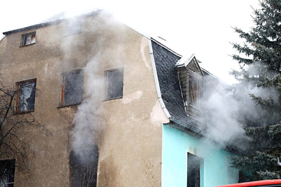 Die Wohnung in der oberen Etage stand komplett in Flammen.