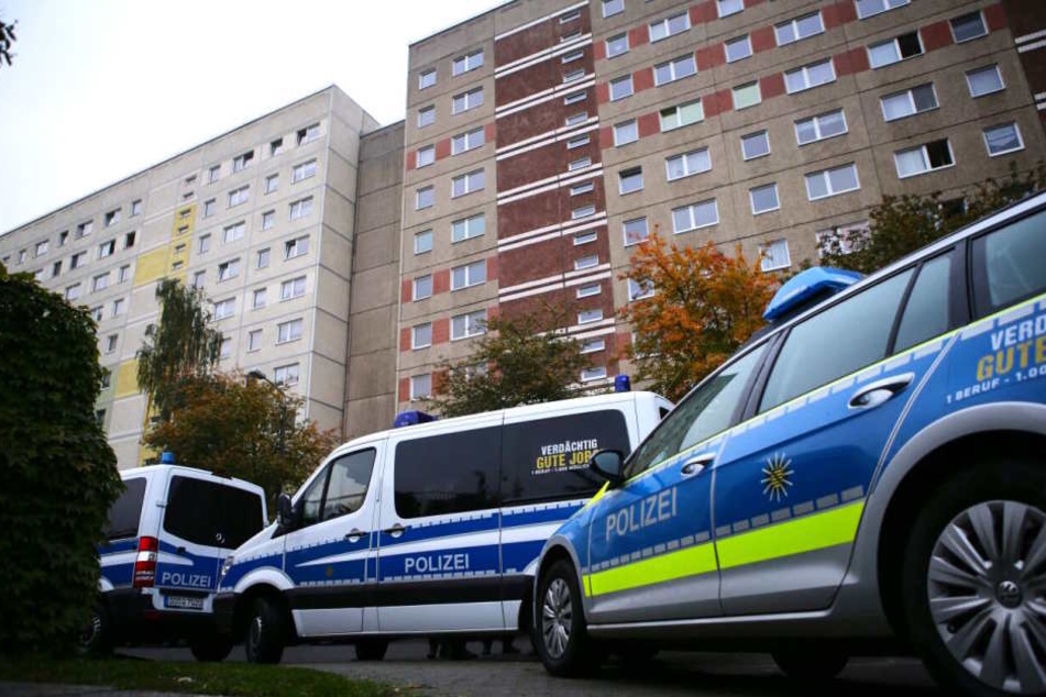 Es geschah im Plattenbau von Grünau.