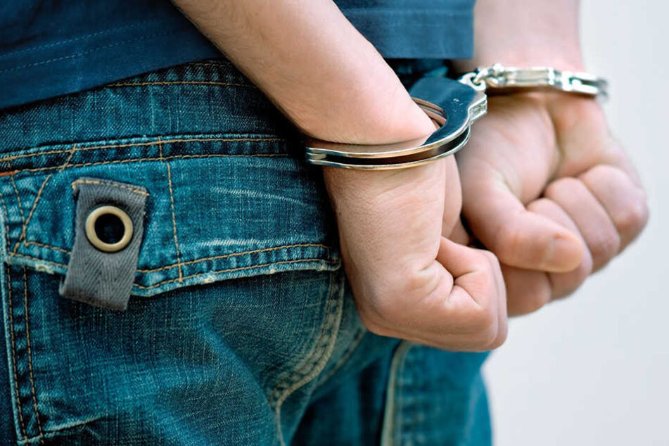Der 36-Jährige wurde nach der "Schwarzfahrt" direkt in den Knast gebracht.