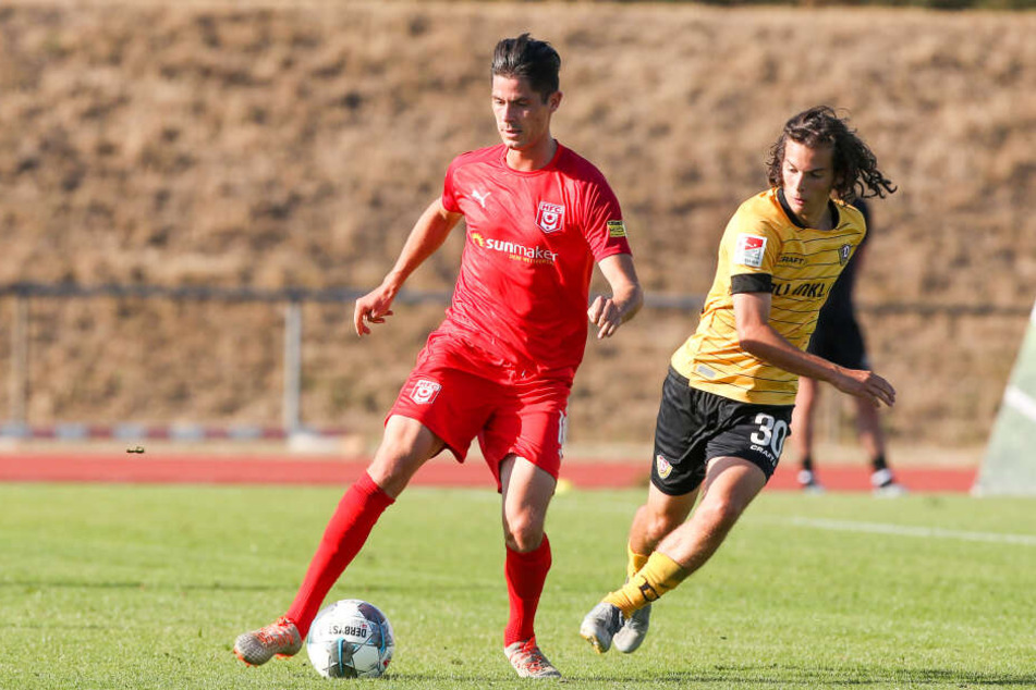 Dennis Mast (16, Halle) und Matthäus Taferner.