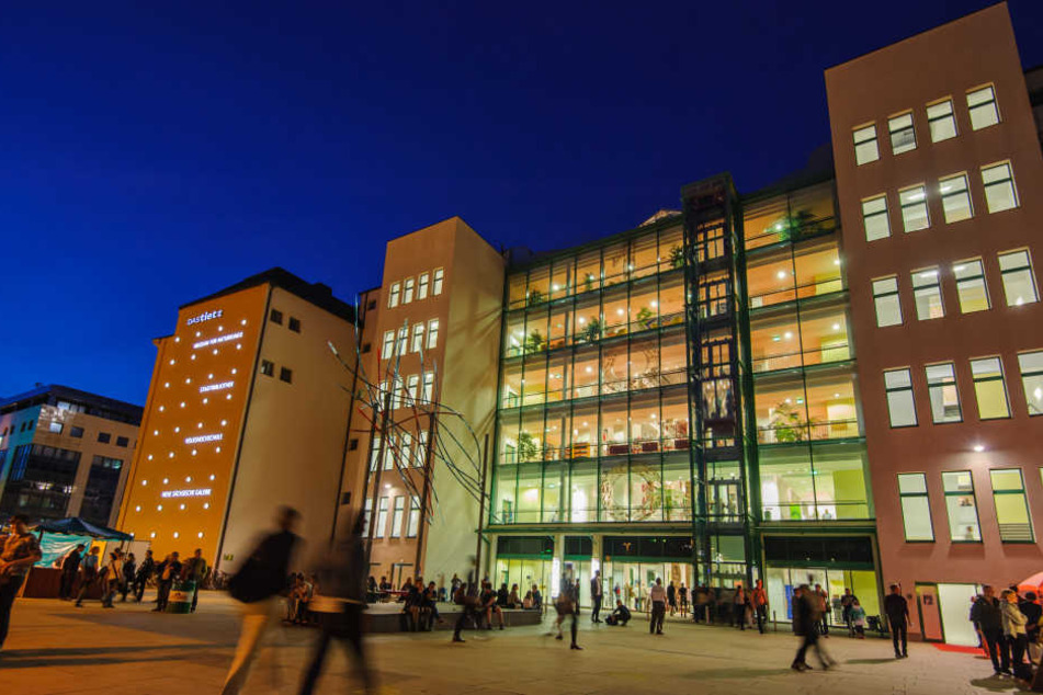 Im Kulturzentrum an der Moritzstraße sind zwei Männer brutal attackiert worden.
