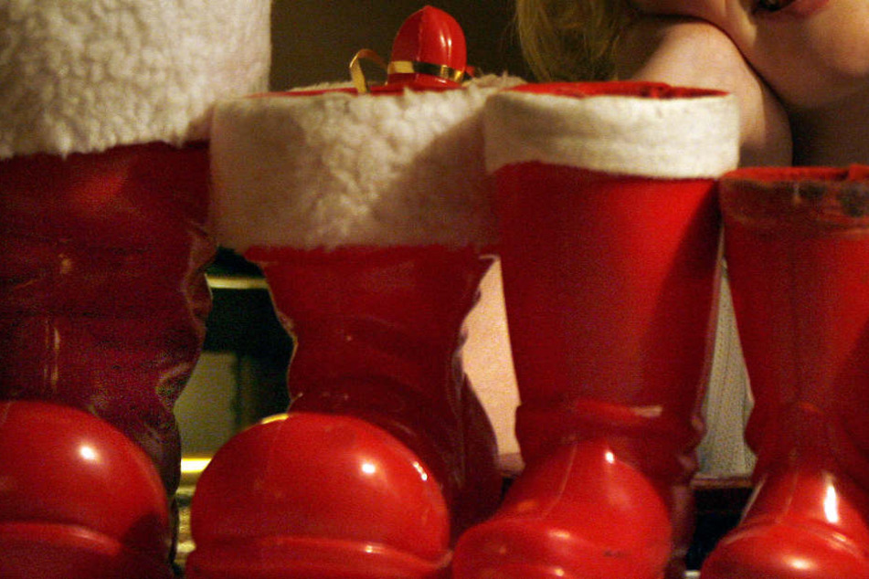 Einfach die Geschenke aus den Schuhen klaute ein Einbrecher in Arnstadt. (Symbolbild)