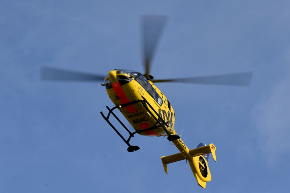 Der Junge wurde von einem Rettungshubschrauber versorgt. (Symbolbild)