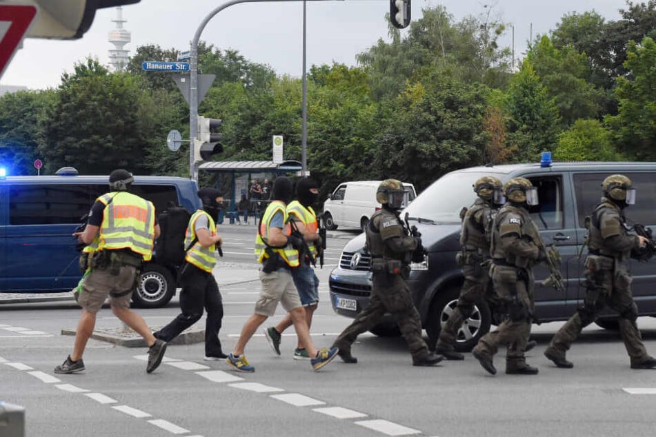 Etwa 2600 Polizisten waren beim Amoklauf im Olympiaeinkaufszentrum in München 2016 im Einsatz.