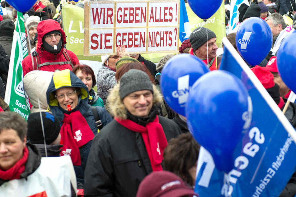 Im Februar 2017 wurde im Öffentlichen Dienst zum Generalstreik aufgerufen.