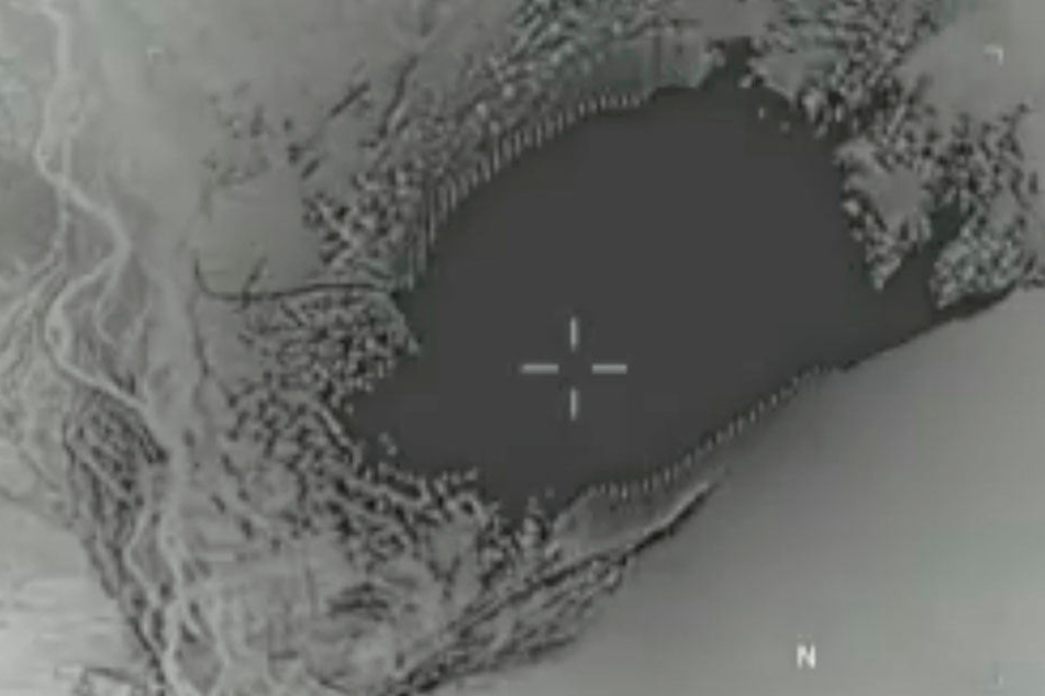 Einfach nur krass! Hier ist gerade die Superbombe explodiert!