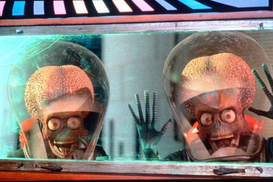 Sollte eine Invasion der Aliens wie im Film "Mars Attacks!" stattfinden? Laut Charles Fogus sind definitiv Aliens in Roswell abgestürzt.