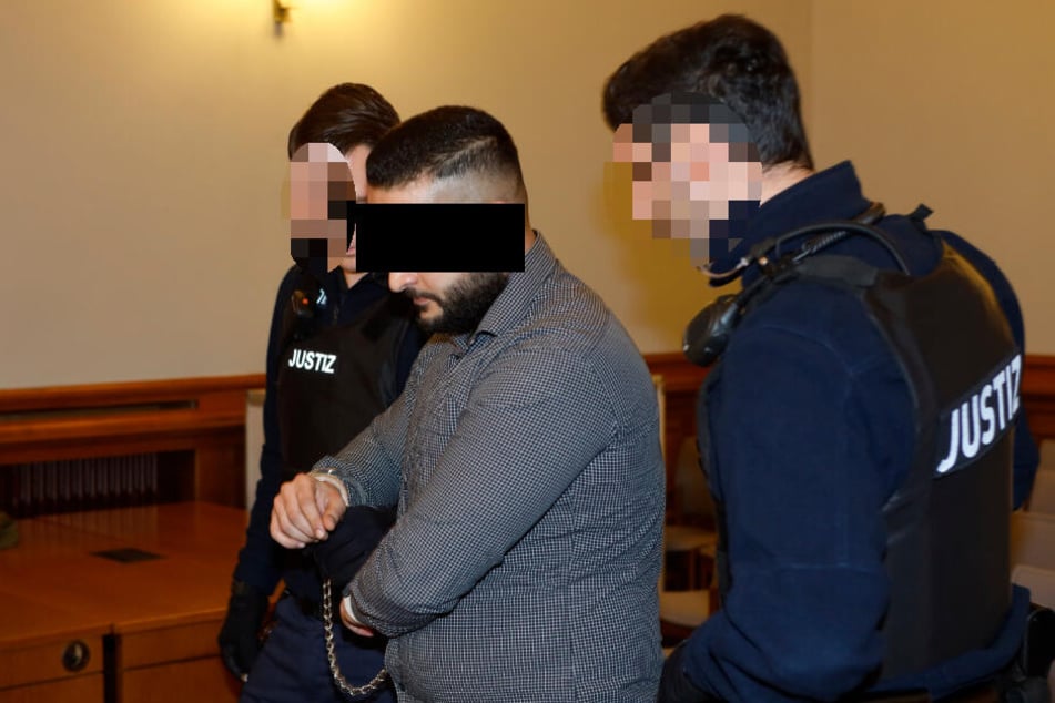 Laut Anklage am Überfall beteiligt: Chaliel A. (25), Bruder des mutmaßlichen Schützen.