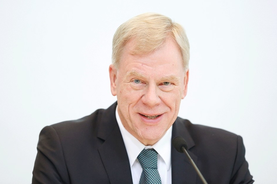 Finanzminister Georg Unland (62) kann sich über Millionen-Mehreinnahmen freuen.