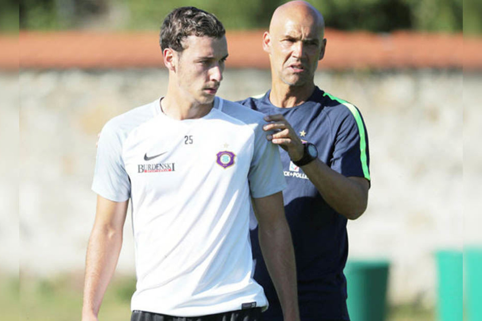 Coach Thomas Letsch (r., mit Dominik Wydra) weiß: Mehr Tore müssen her!