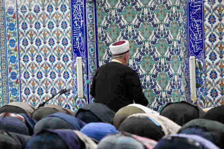 Seit Tagen werden Moscheen deutschlandweit attackiert. (Symbolbild)