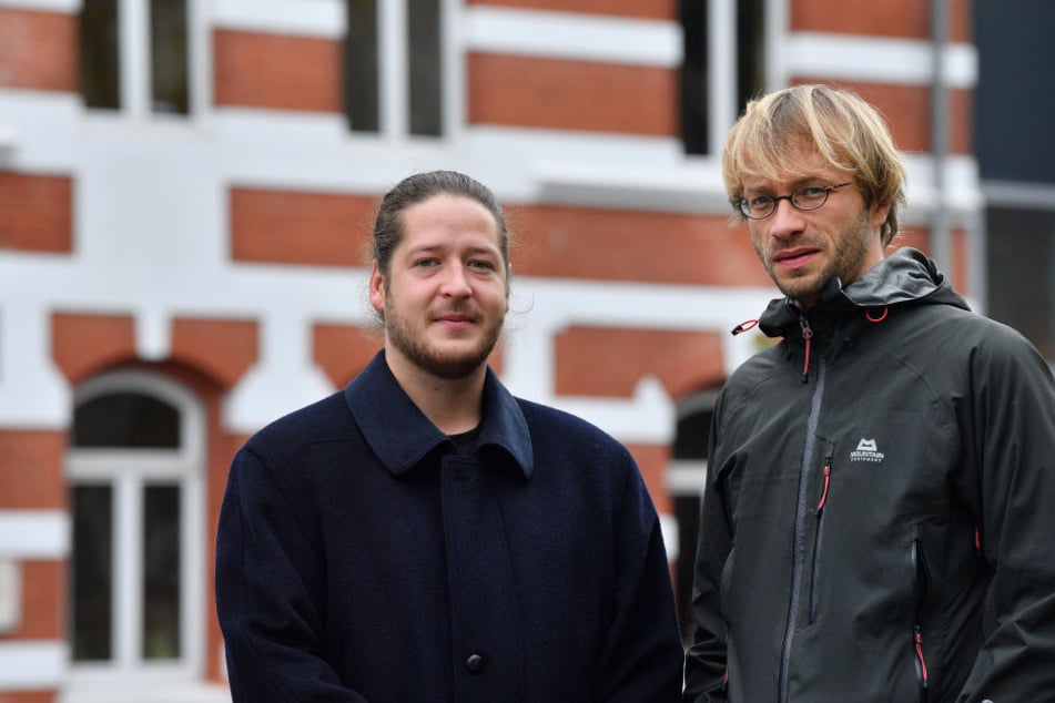 Der systemische Therapeut Ronny Teschner (rechts) und Sozialpädagoge Jonas Reistel helfen Männern in Jena.