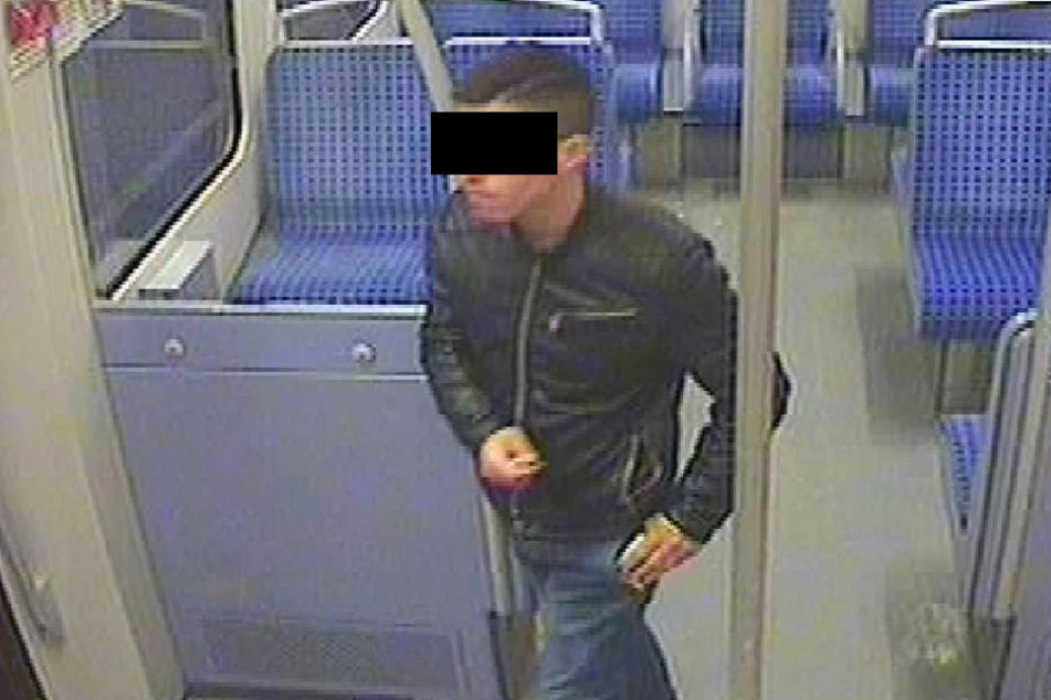 Dieser Mann soll eine 18-Jährige in Hamburg vergewaltigt haben. Die Fahndung ist seit Samstagabend beendet.