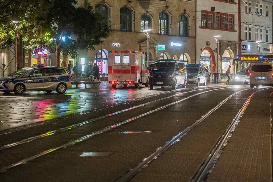 Erst in der Nacht zu Samstag kam es zu einer Massenschlägerei am Erfurter Anger.