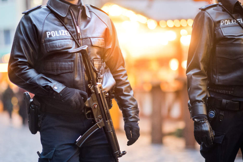 Bei seiner Festnahme verhielt sich der Mann aggressiv. (Symbolbild)