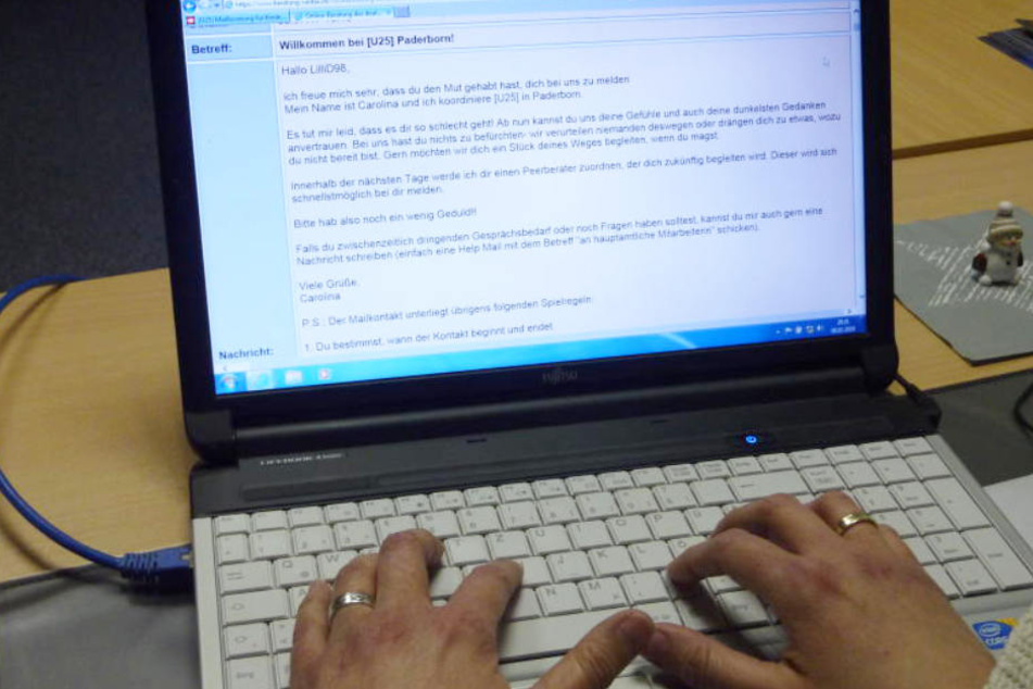 Per E-Mail können die Suizidgefährdeten mit den Peerberatern Kontakt aufnehmen.