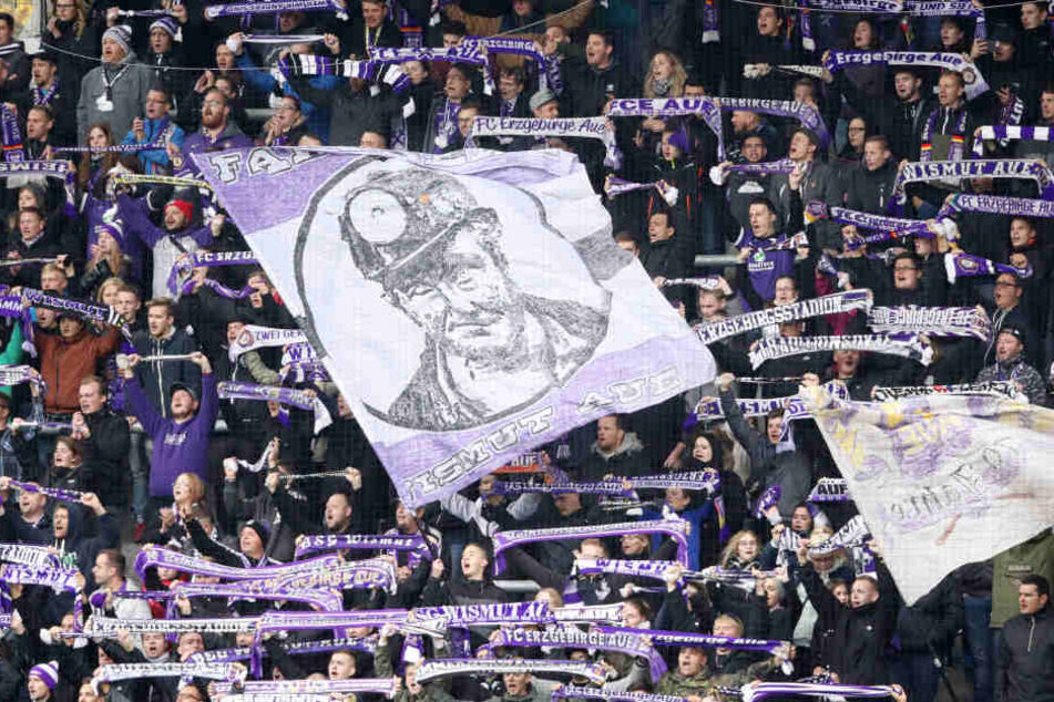 Geht es nach einigen Aue-Fans, wird es heute in den ersten 45 Minuten keinen Support geben.