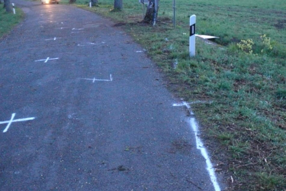 Ein 18-Jähriger ist in der Nacht zu Donnerstag im Kreis Stendal tragisch verunglückt.