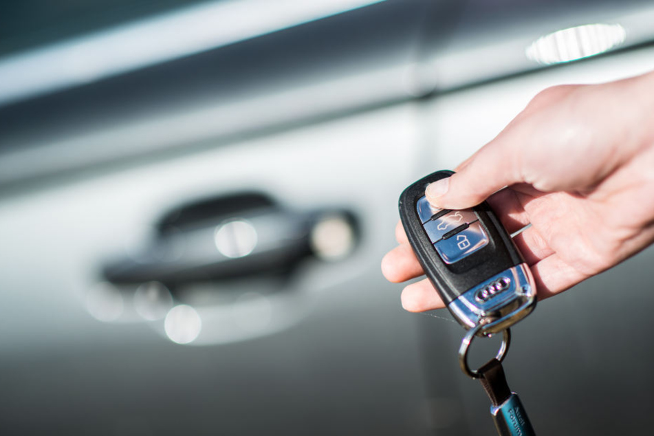 Die Diebe nutzen eine Software, um das Keyless-System auszutricksen. (Symbolbild)
