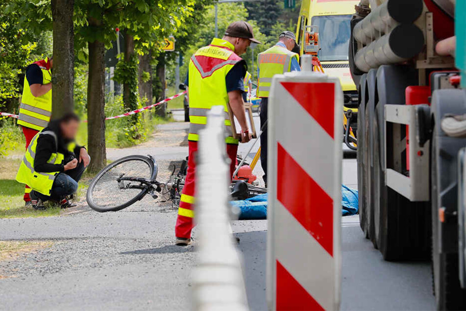 Der 88-Jährige starb noch an der Unfallstelle an seinen schweren Verletzungen.