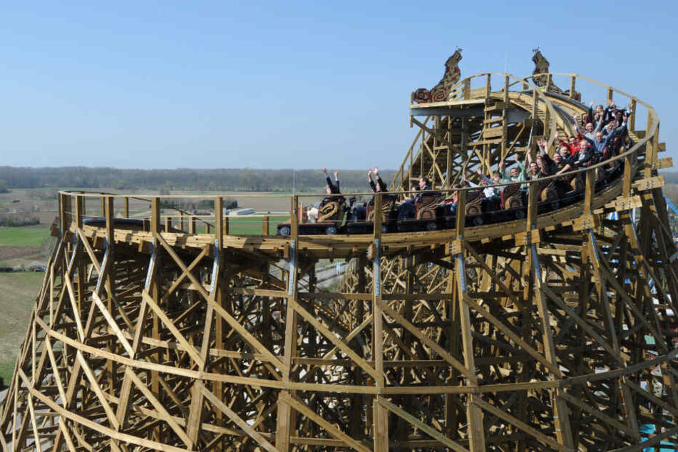 Die Achterbahn "Wodan" im Europapark Rust.