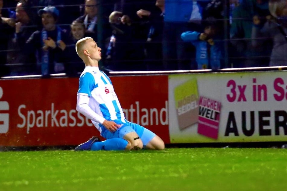 So feierte Pelle Hoppe sein erstes Regionalliga-Tor. Vor einer Woche in Auerbach hatte er Sekunden nach seiner Einwechslung für den 2:0-Endstand gesorgt.