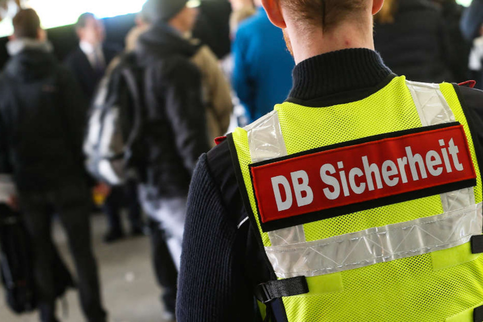 Auch der Tatverdächtige ging nicht ohne Blessuren aus der Auseinandersetzung: Er zig sich Kratzspuren am Körper zu. (Symbolbild)