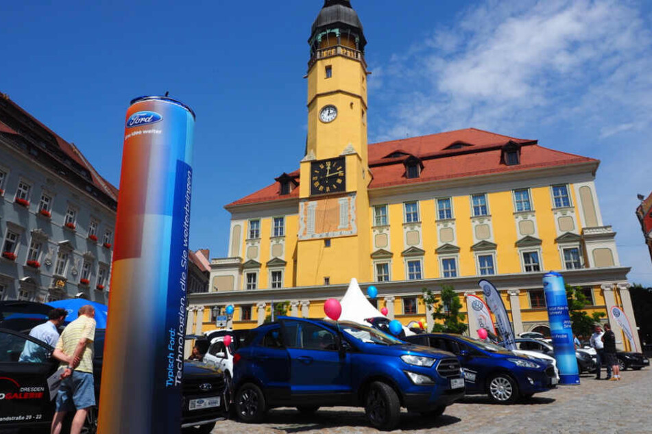Die ganze Bautzener Innenstadt ist am 25. Mai voller Neuwagen.