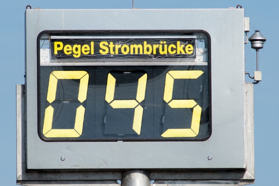 Im Durchschnitt liegt der Wasserstand der Elbe an dieser Stelle 1,8 Meter.
