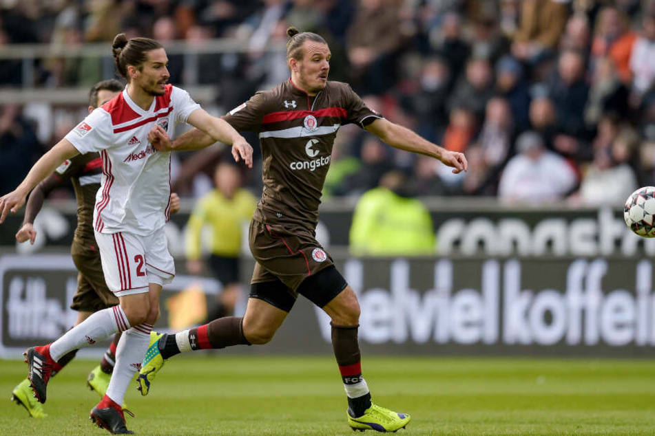 Alex Meier kehrt nach nur einem halben Jahr den Kiezkickern den Rücken.