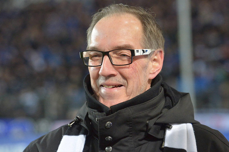 Hans-Jürgen Laufer erklärt die Entlassung von Geschäftsführer Gerrit Meinke.