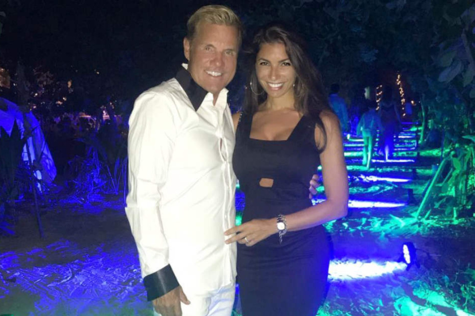 Dieter Bohlen und seine Freundin Carina feierten Silvester auf den Malediven.