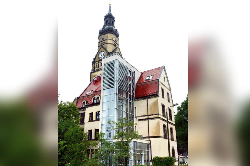 Für 4,5 Millionen Euro wurde das Pfarrhaus neben der Philippuskirche zu einem behindertengerechten Hotel umgebaut.
