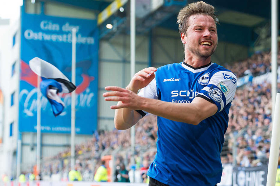 Julian Börner ist einer der Gewinner der vergangenen Saison. Mit seinem Bekenntnis zur Arminia hat er mit Sicherheit noch mehr Fan-Herzen gewonnen.