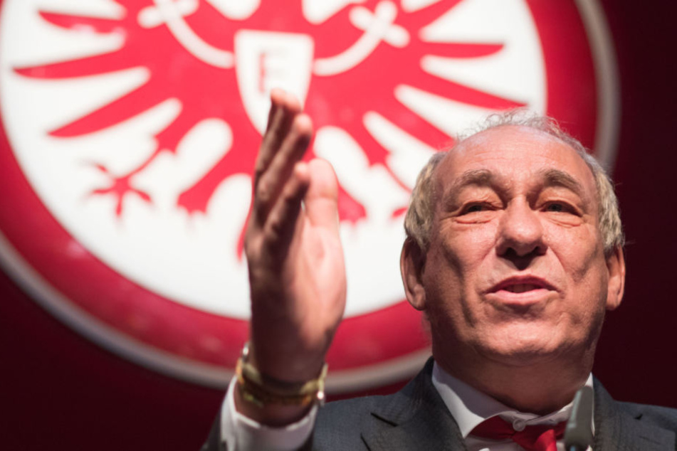Auf der Jahreshauptversammlung der Eintracht äußerte sich Fischer erneut zu der AfD.
