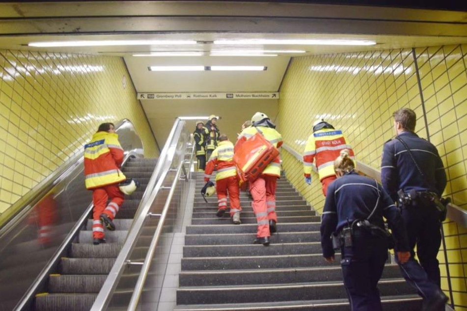 Feuerwehr rückte mit einem Großaufgebot an.