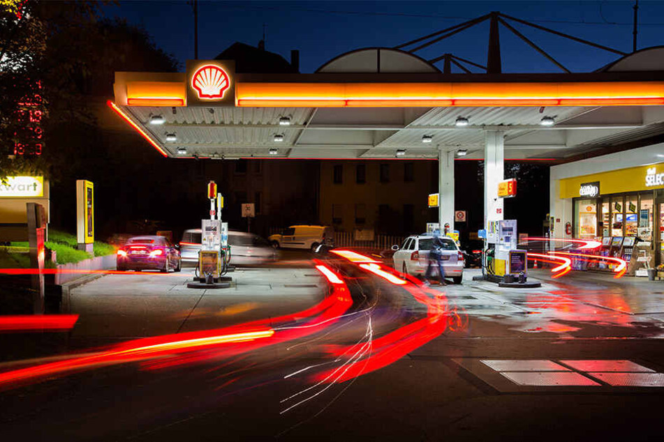 Die Polizei ist auf der Suche nach Zeugen. (Symbolbild)