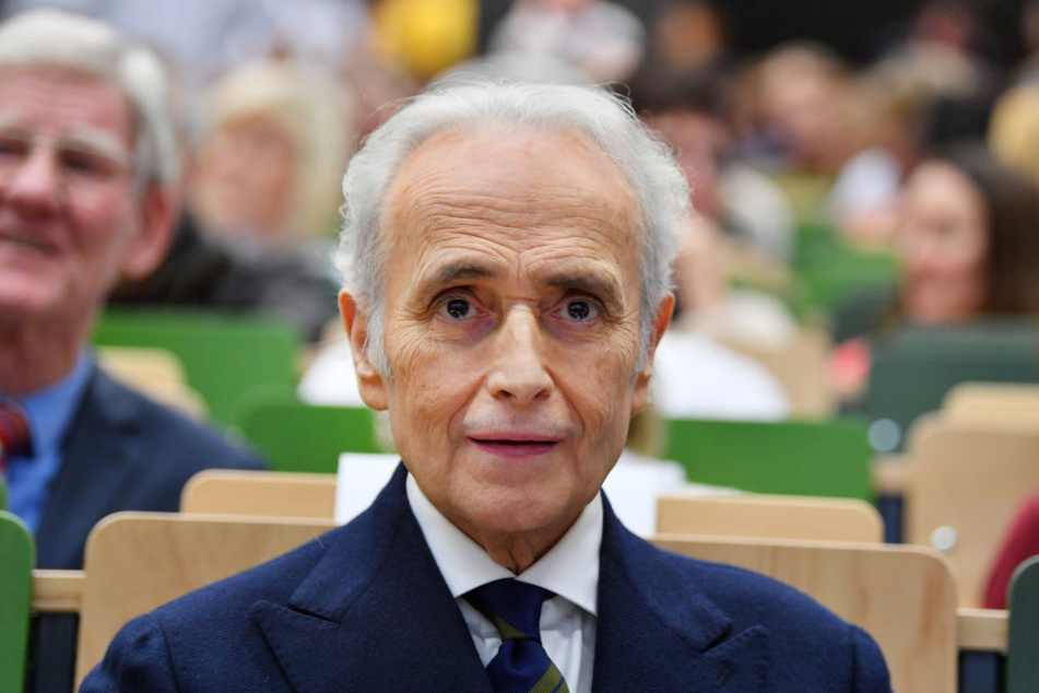 Mit einer Millionen unterstütze José Carreras die Jenaer Klinik.