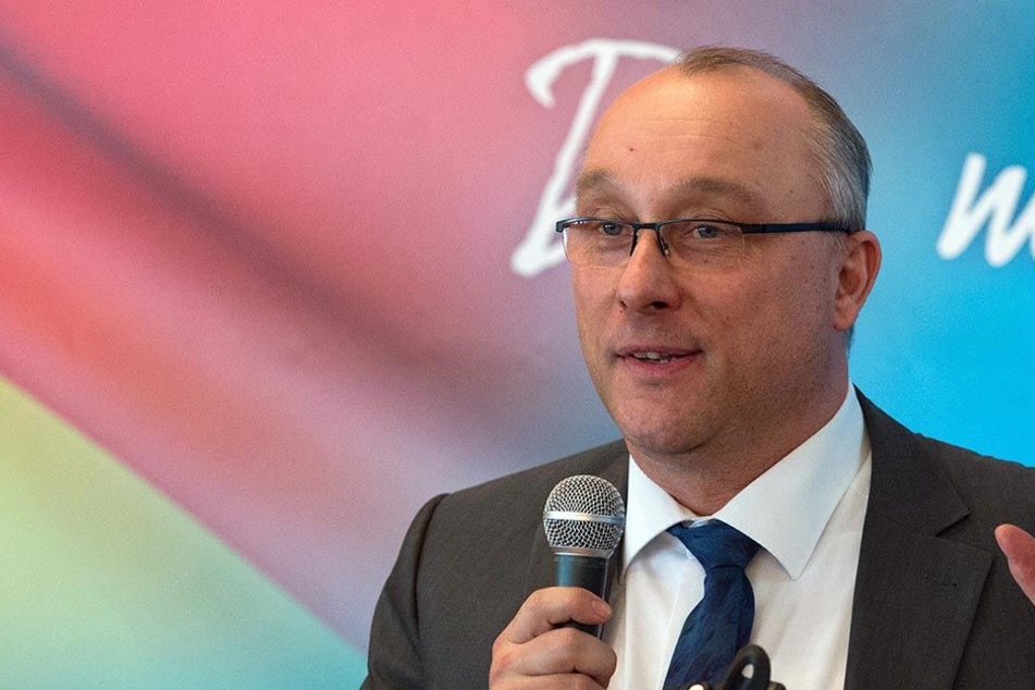 Es ist nicht das erste Mal, dass AfD-Richter Jens Maier (55) für Aufsehen sorgt.