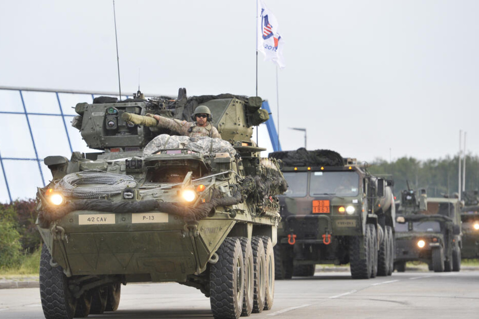 2018 war dieser Militärkonvoi auf dem Weg zum Saber Srike 2018 in Polen. (Archivbild)