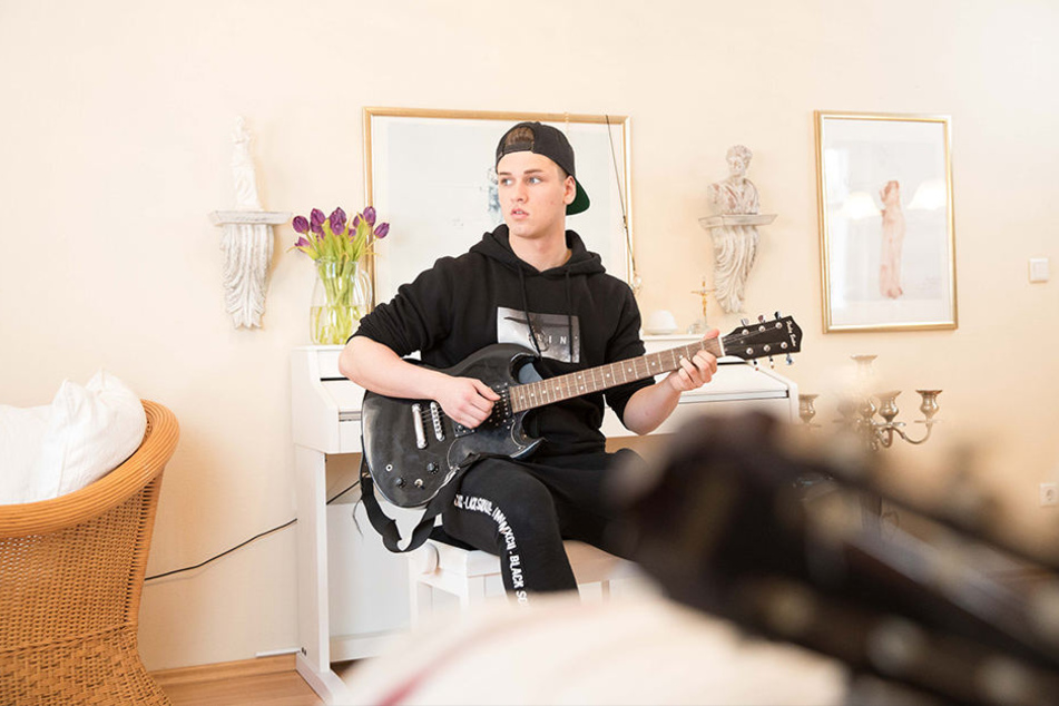 Auftrittsanfragen hat er jede Menge seit "The Voice Kids". Jetzt sang Gabriel Mommer (15) erstmals einen Song auf Sorbisch.