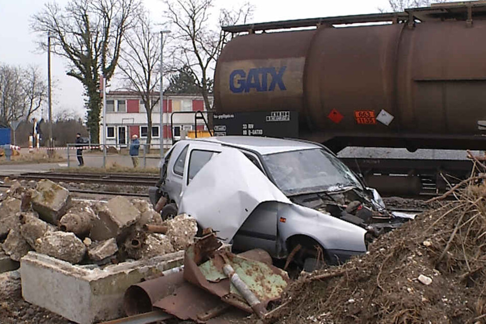 Der Autofahrer konnte gerettet werden.