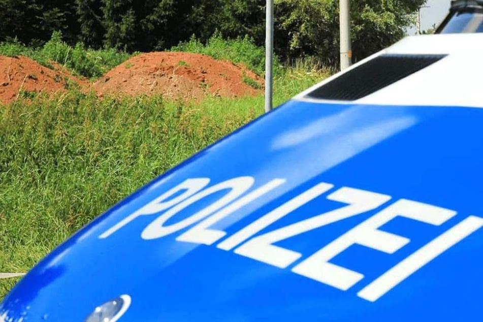 Eine Fahrradfahrer begrapschte am Sonntagabend eine 17-Jährige. (Symbolbild)