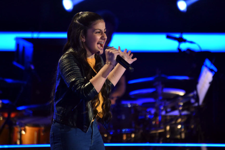 Nina aus Bielefeld will die Coaches bei "The Voice Kids" überzeugen.