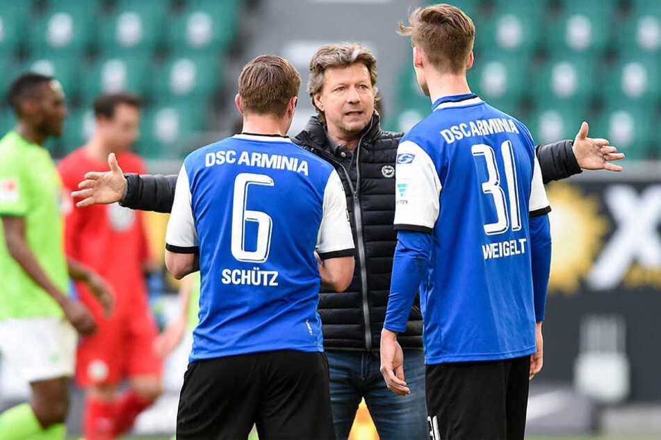 Tom Schütz (l.) und Henri Weigelt (r.) sollen in der Innenverteidigung getestet werden.