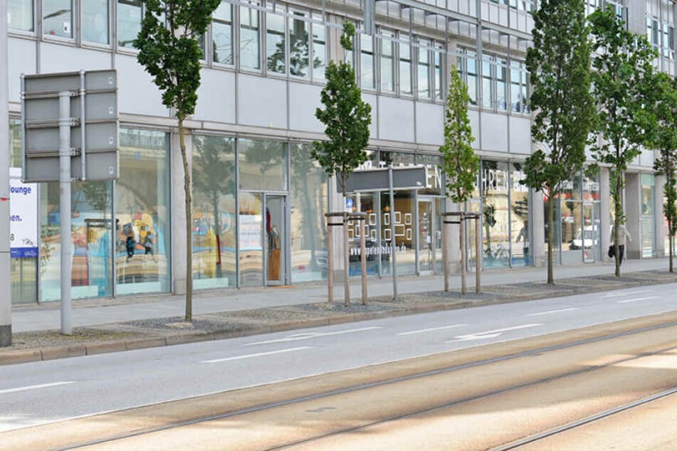 Am Montag soll das Modegeschäft von Heike Winter an der Könneritzstraße eröffnen - doch nun wurde es überfallen.