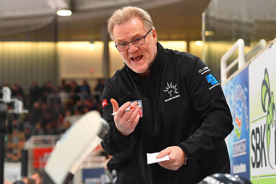 Eislöwen-Coach Franz Steer war mit der Chancenverwertung nicht zufrieden.