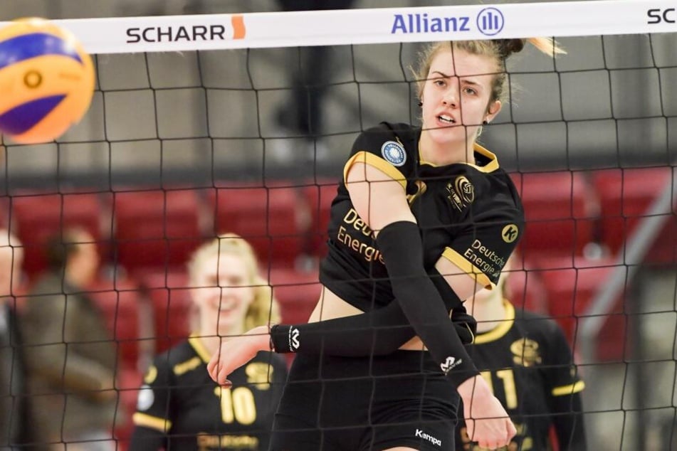 Emma Cyris war zwei Jahre lang Stammspielerin in der ersten Liga beim VC Olympia Berlin.