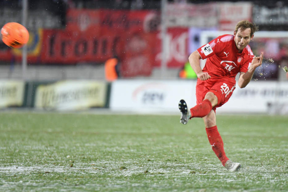 Linksverteidiger René Lange bleibt noch länger beim FSV.